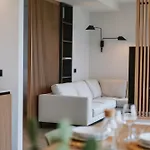 View Garda برنزوني سول جاردا
