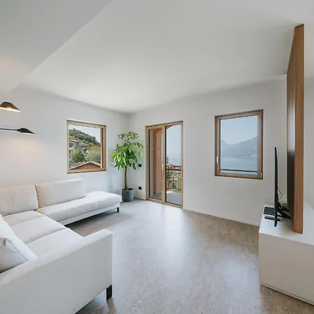 View Garda 別荘 ブレンゾーネ