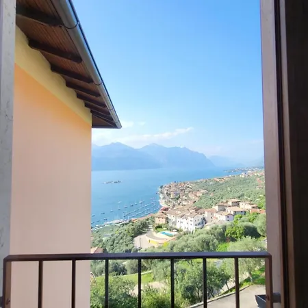 Сasa de vacaciones View Garda Brenzone sul Garda